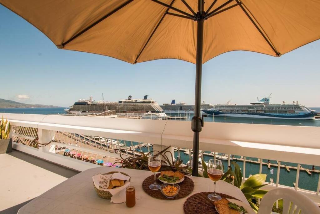 Guestready - Marina View Top Floor With Terrace Ponta Delgada Exteriör bild